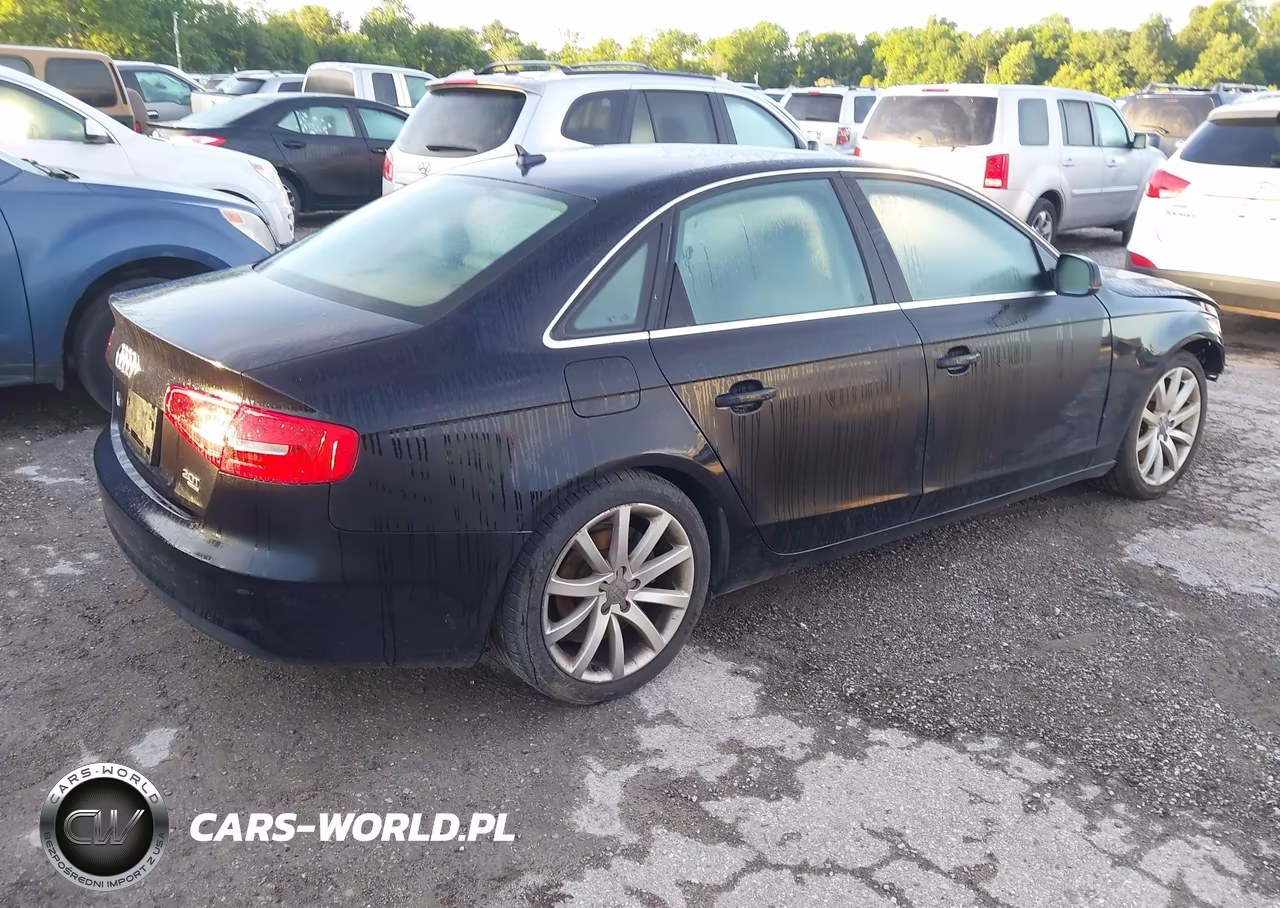 AUDI A4 PREMIUM VIN:WAUFFAFL8DN030627 - 4