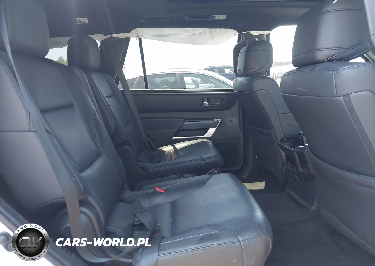 2024 Toyota Sequoia Platinum VIN:7SVAAABA5RX048004 - 8