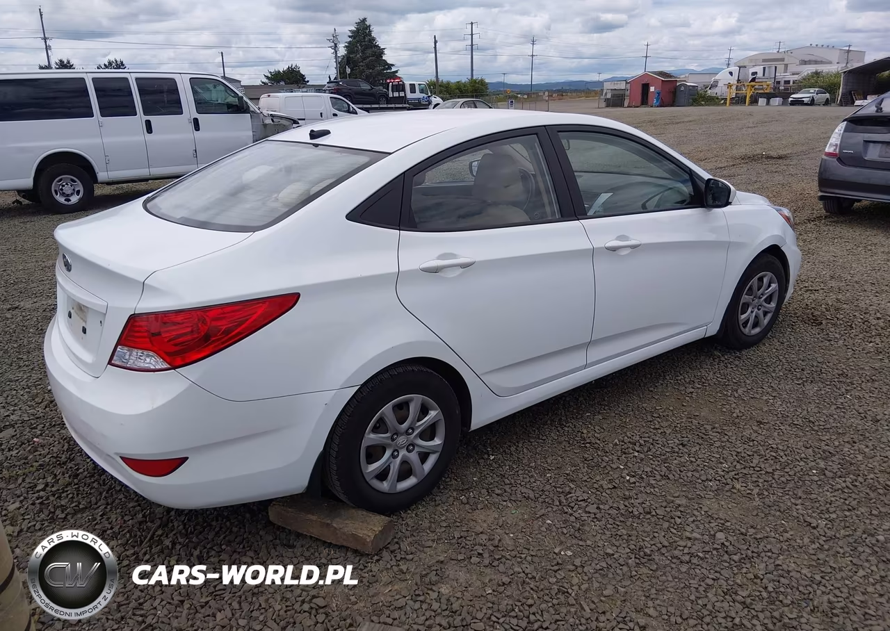 2012 Hyundai Accent Gls VIN:KMHCT4AE5CU217400 - 4