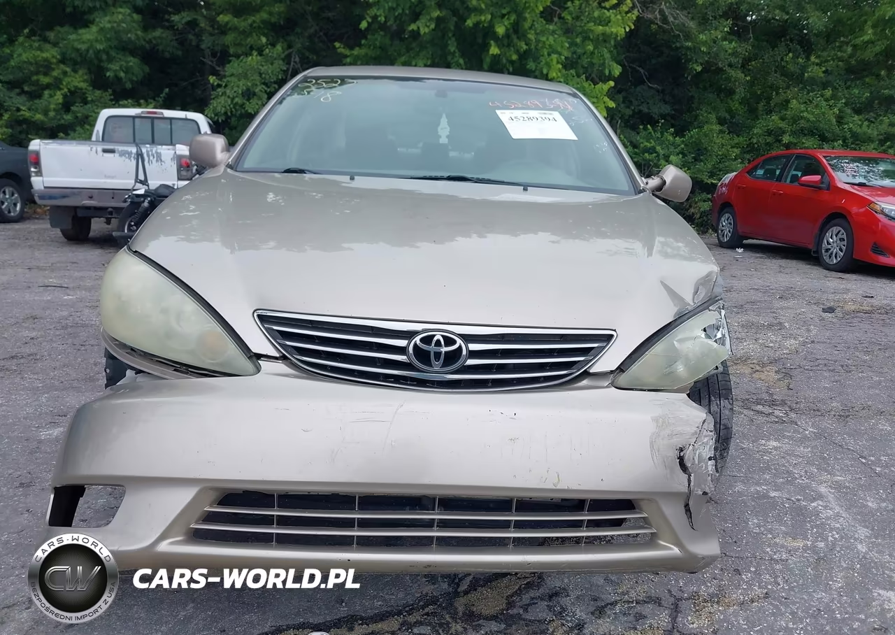 2005 Toyota Camry Xle VIN:4T1BE32K35U992527 - 13