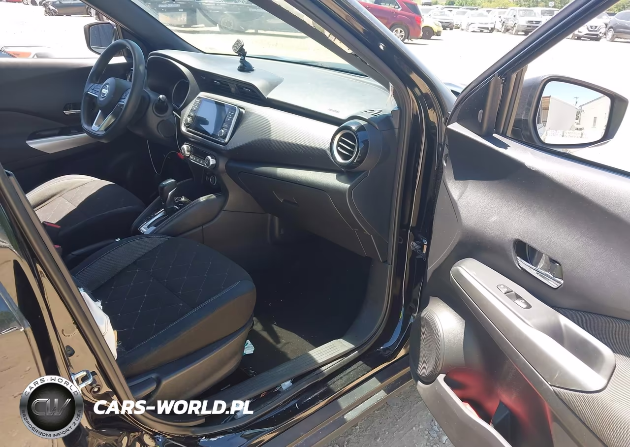 2018 Nissan Kicks Sv VIN:3N1CP5CU2JL541661 - 5