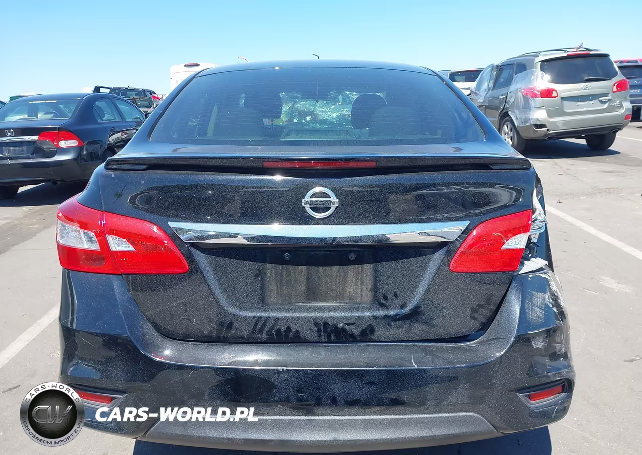 2017 Nissan Sentra S VIN:3N1AB7AP2HL640425 - 17