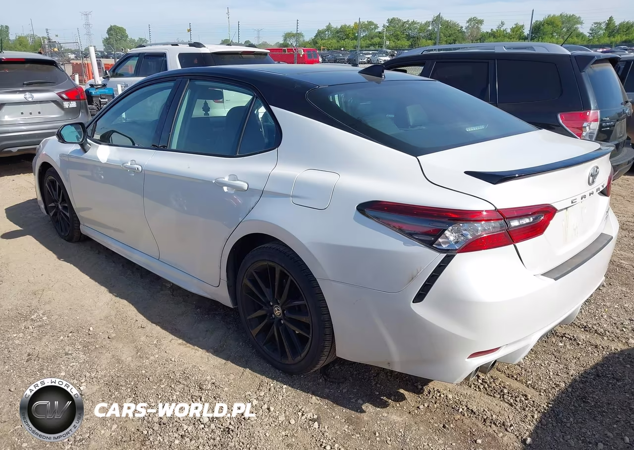 2022 Toyota Camry Xse Awd VIN:4T1K61BKXNU069477 - 3