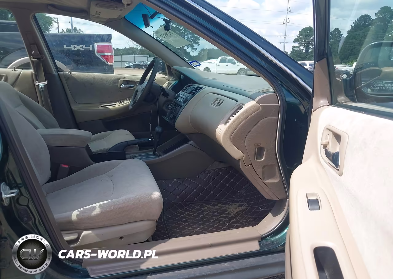 2001 Honda Accord 2.3 Lx VIN:JHMCG56401C023308 - 5