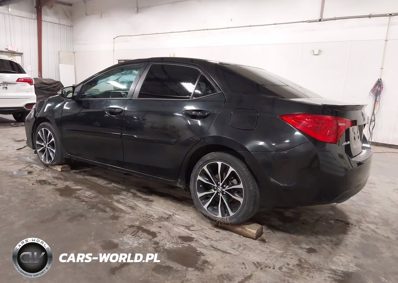 2017 Toyota Corolla Se VIN:2T1BURHE4HC937677 - 3
