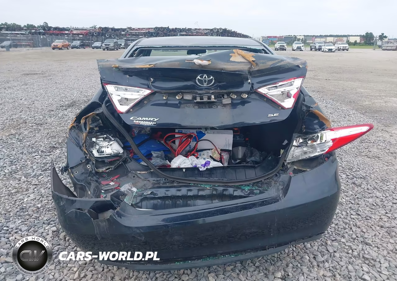 2016 Toyota Camry Se VIN:4T1BF1FK5GU264979 - 16