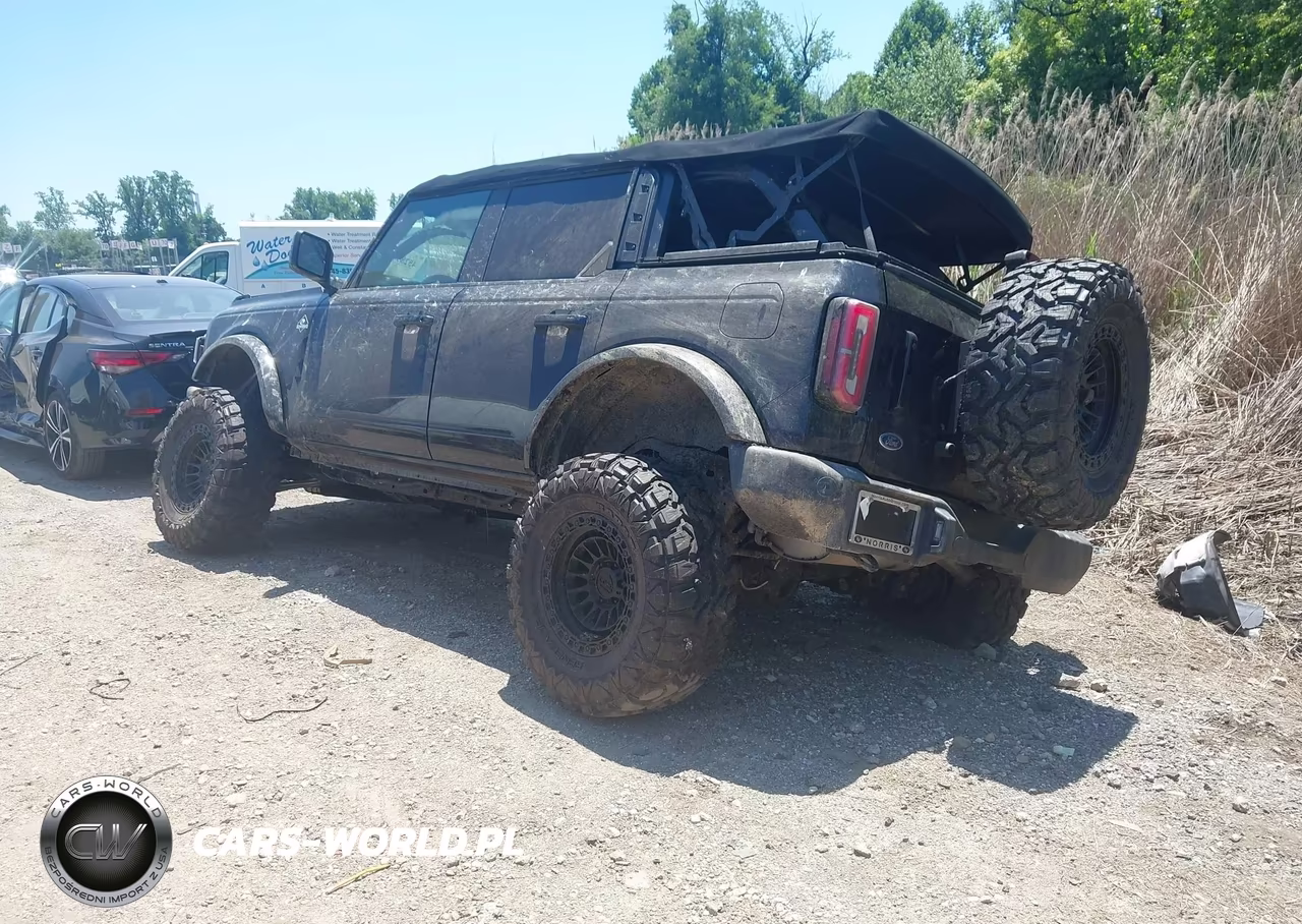 2022 Ford Bronco Outer Banks VIN:1FMDE5BH9NLB19668 - 3