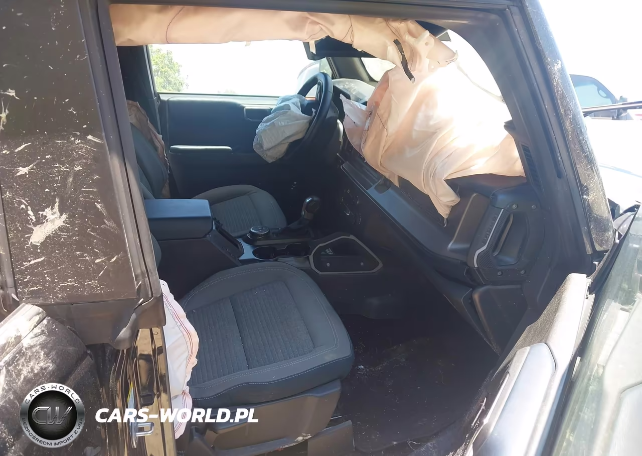 2022 Ford Bronco Outer Banks VIN:1FMDE5BH9NLB19668 - 5
