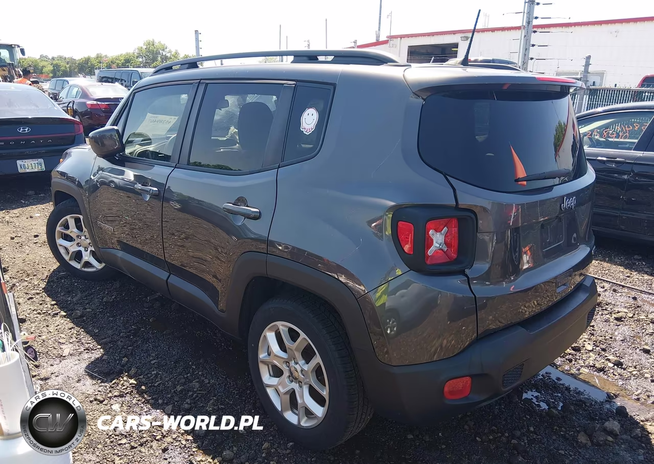 2018 Jeep Renegade Latitude Fwd VIN:ZACCJABB1JPJ64302 - 3