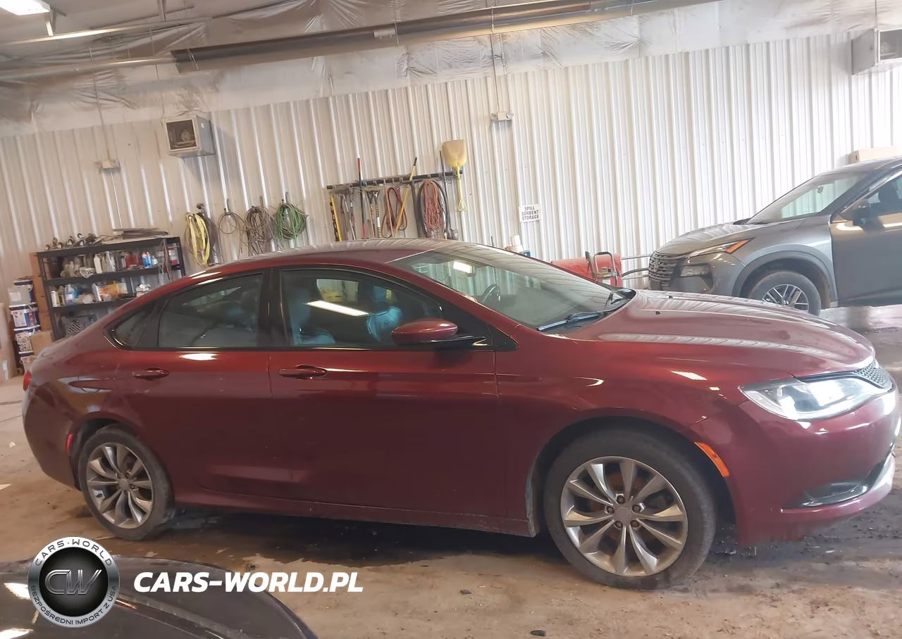 2015 Chrysler 200 S VIN:1C3CCCBB0FN711010 - 13