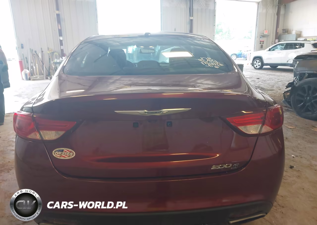 2015 Chrysler 200 S VIN:1C3CCCBB0FN711010 - 16
