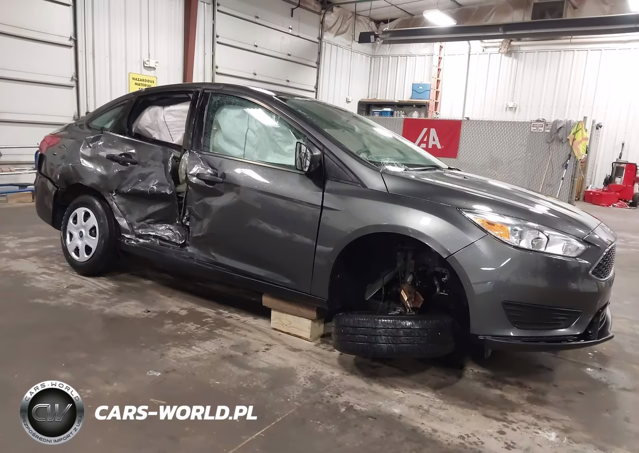 2017 Ford Focus S – zdjęcie 1 z 10