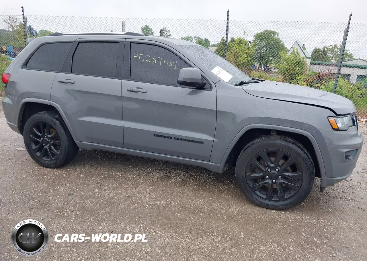 2019 Jeep Grand Cherokee Laredo – zdjęcie 1 z 17