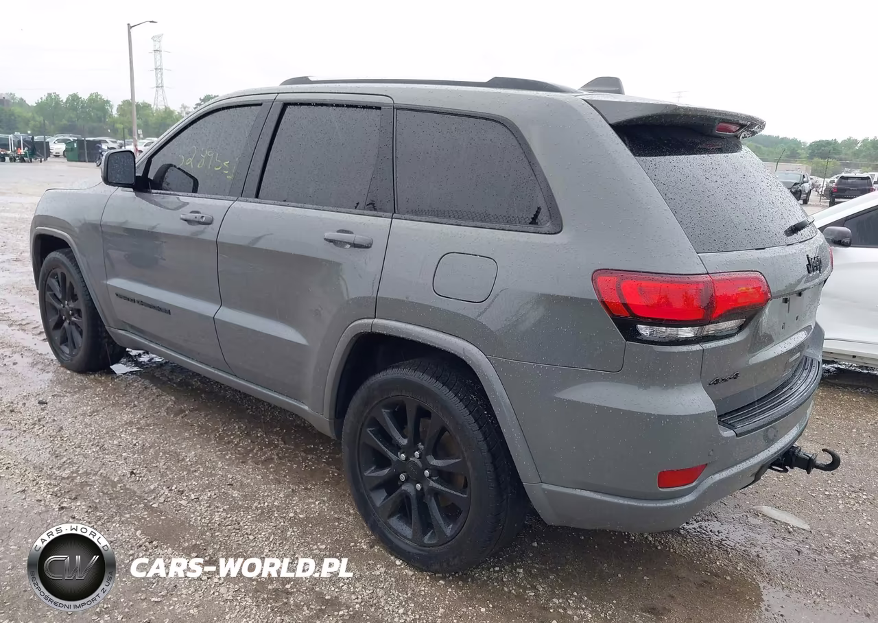 2019 Jeep Grand Cherokee Laredo VIN:1C4RJFAG5KC719166 - 3