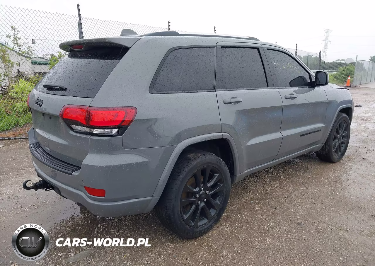 2019 Jeep Grand Cherokee Laredo VIN:1C4RJFAG5KC719166 - 4