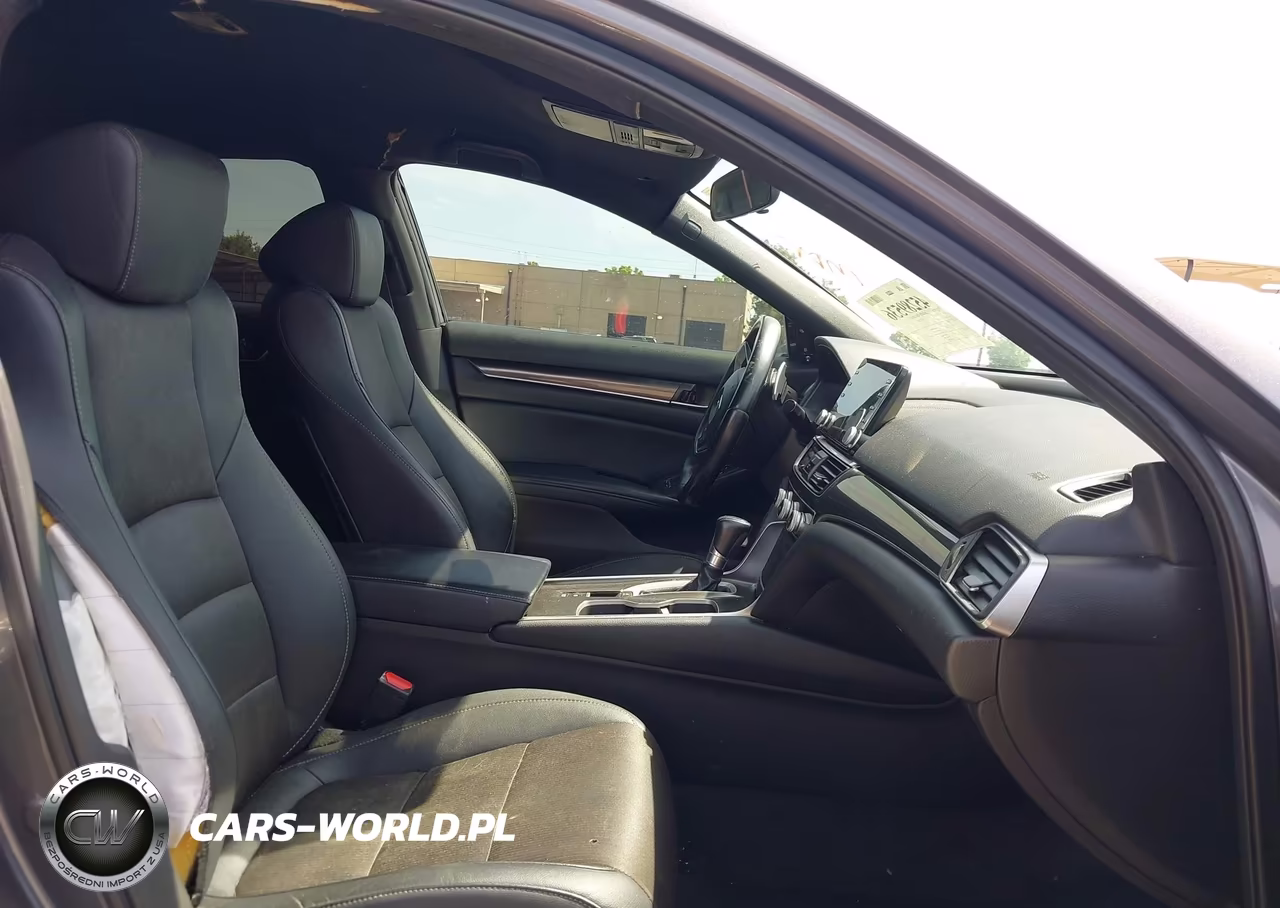 2018 Honda Accord Sport VIN:1HGCV1F33JA132494 - 5