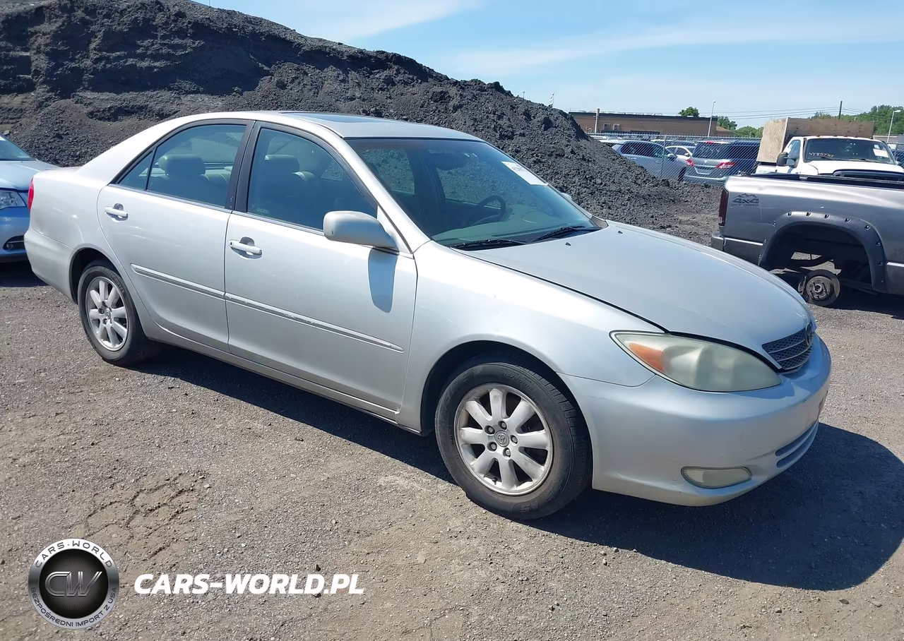 2004 Toyota Camry Xle V6 – zdjęcie 1 z 11