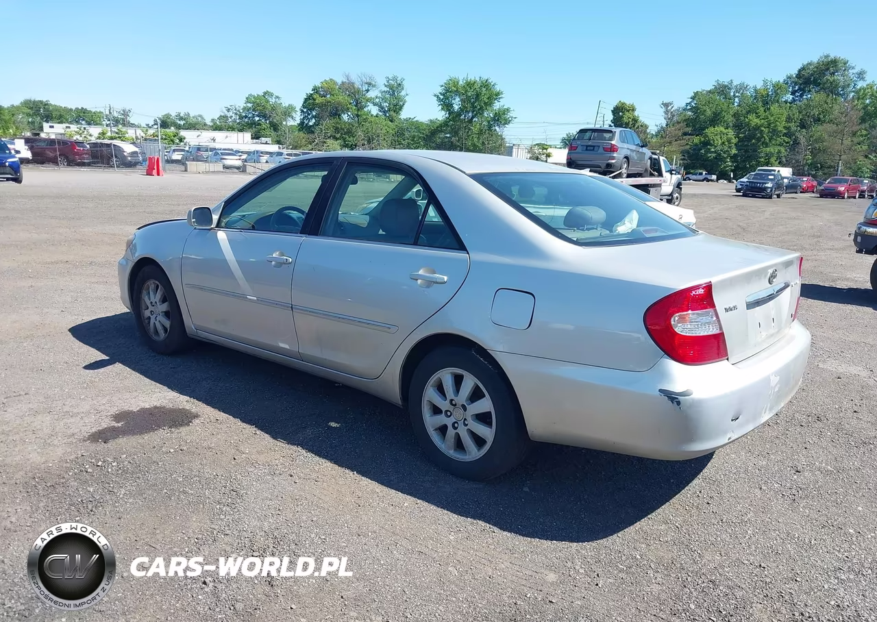 2004 Toyota Camry Xle V6 VIN:4T1BF30K94U585343 - 3