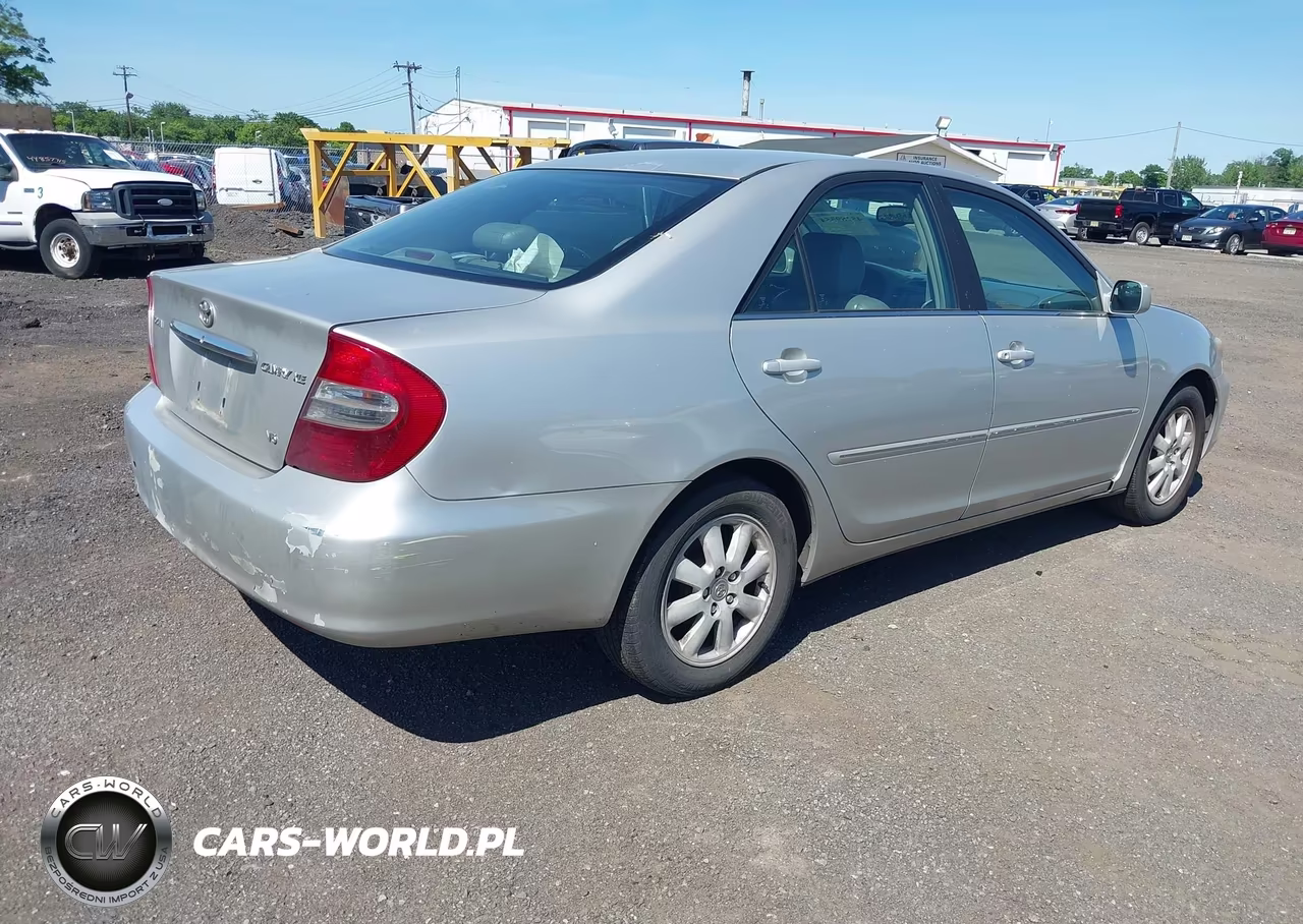 2004 Toyota Camry Xle V6 VIN:4T1BF30K94U585343 - 4