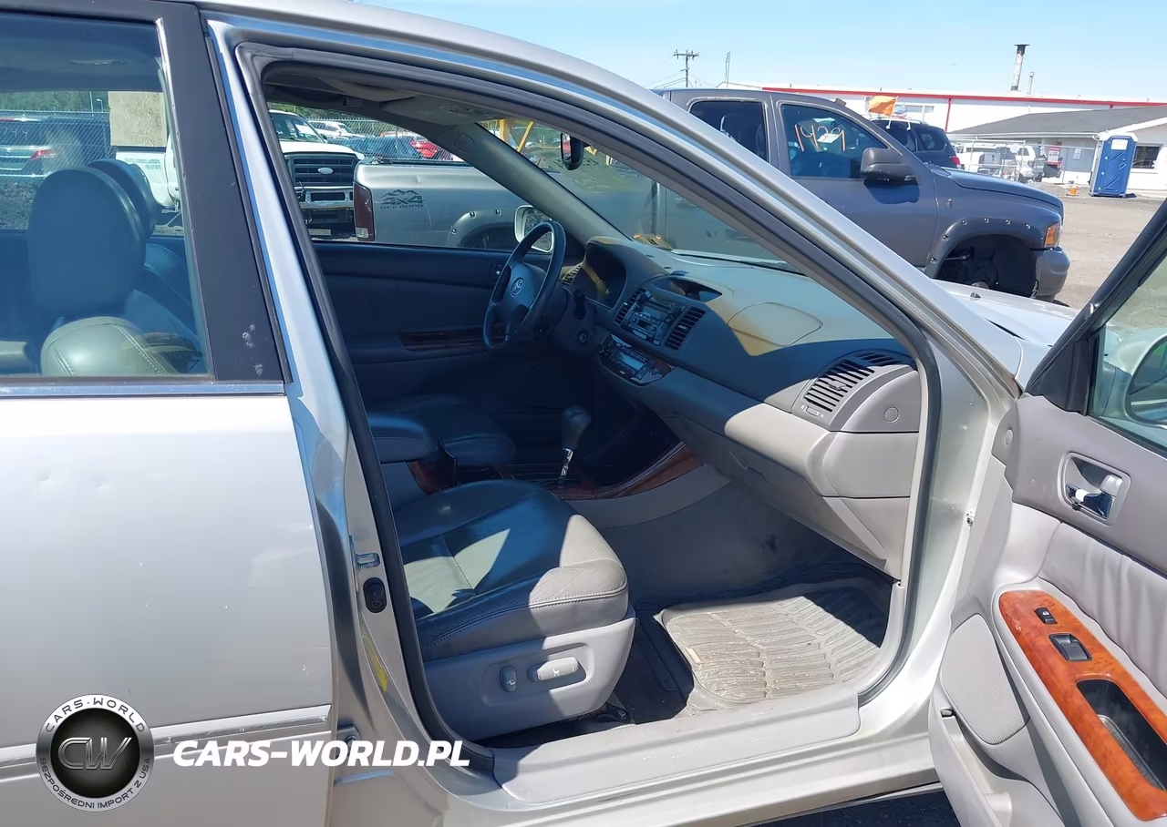 2004 Toyota Camry Xle V6 VIN:4T1BF30K94U585343 - 5