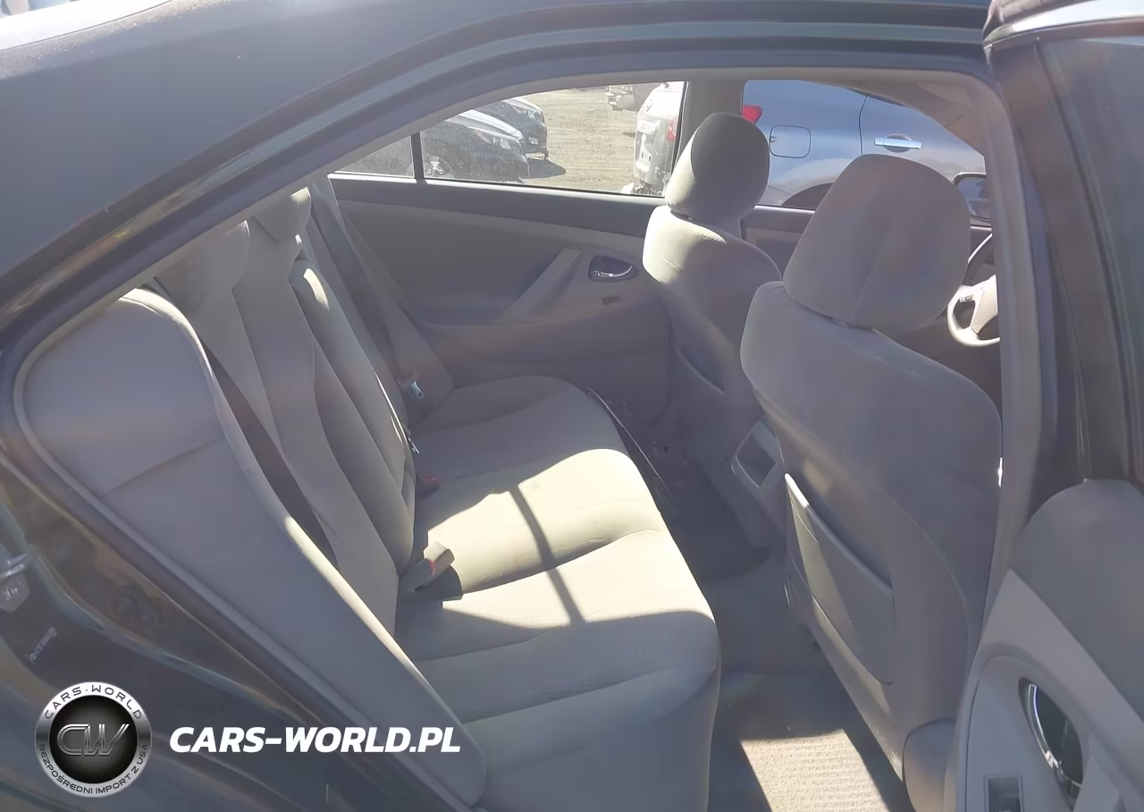 2010 Toyota Camry Le VIN:4T1BF3EK8AU558946 - 8