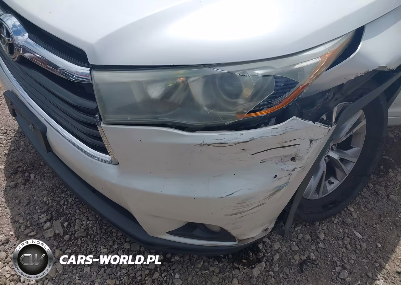 2015 Toyota Highlander Xle V6 VIN:5TDKKRFH2FS094912 - 6