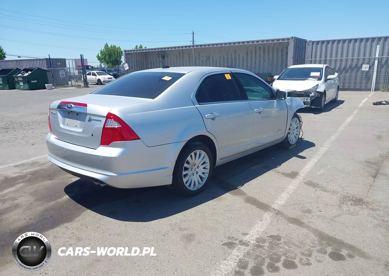2012 Ford Fusion Hybrid VIN:3FADP0L35CR212521 - 4