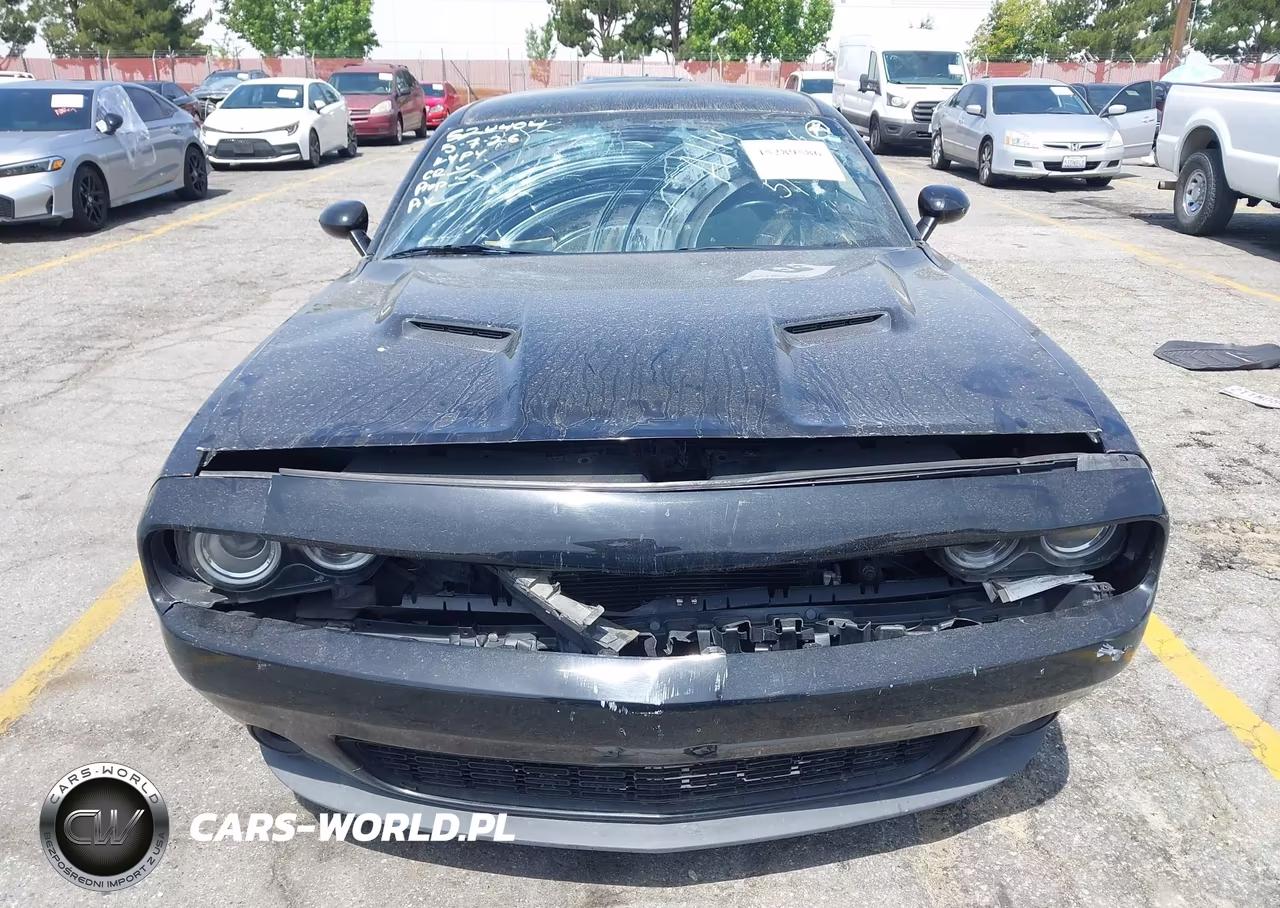 2019 Dodge Challenger Sxt VIN:2C3CDZAG6KH524404 - 18