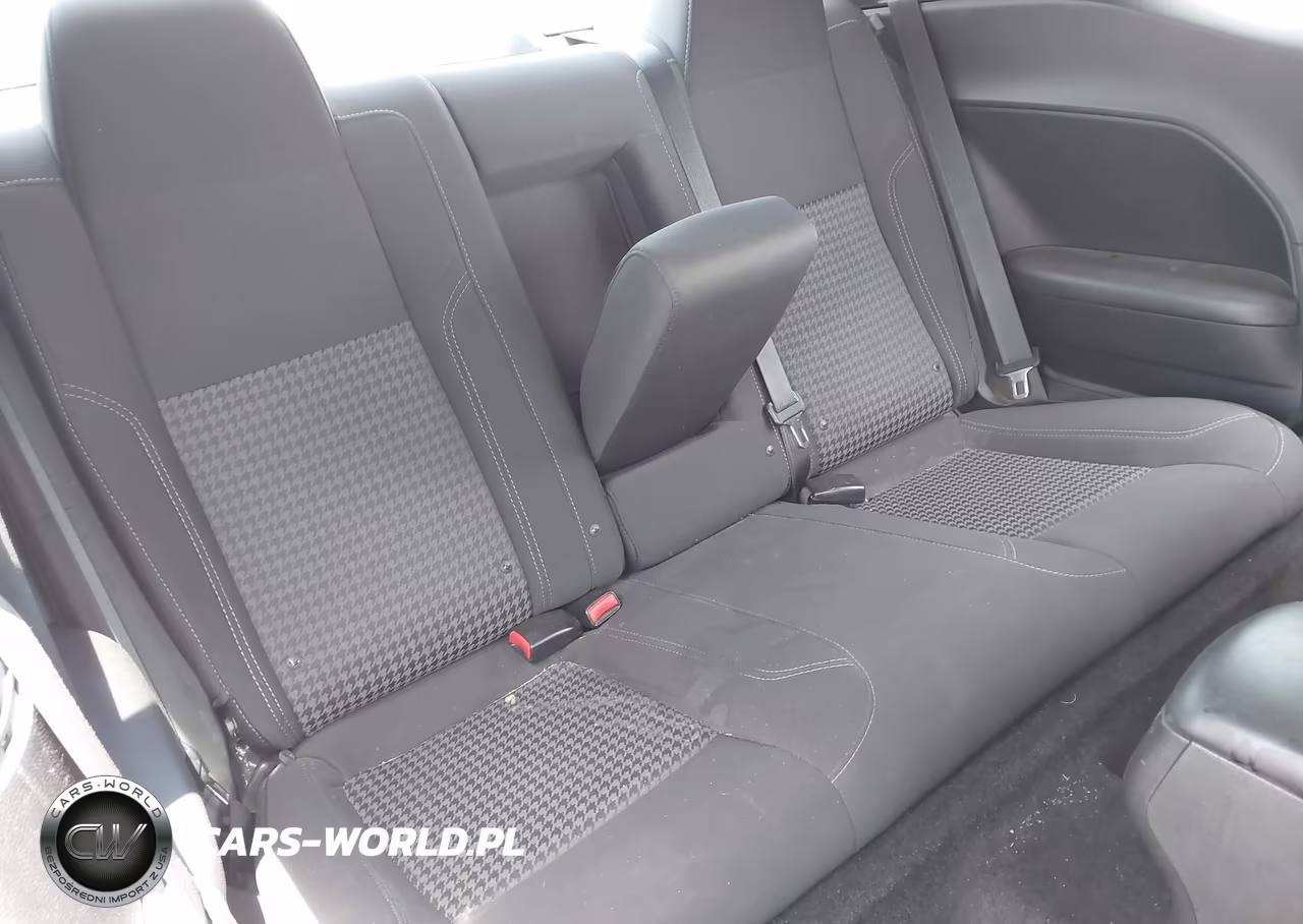 2019 Dodge Challenger Sxt VIN:2C3CDZAG6KH524404 - 8