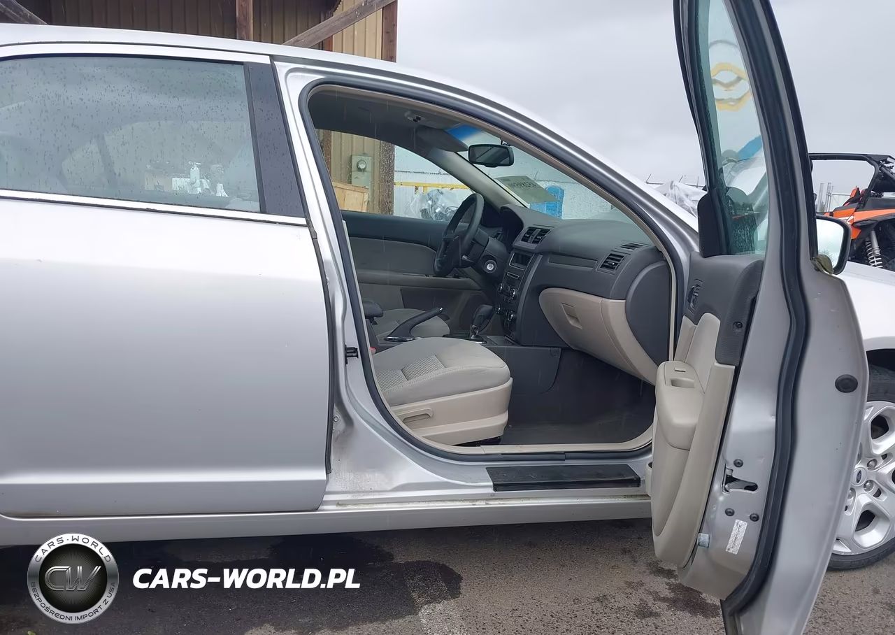 2010 Ford Fusion Se VIN:3FAHP0HA8AR285744 - 5