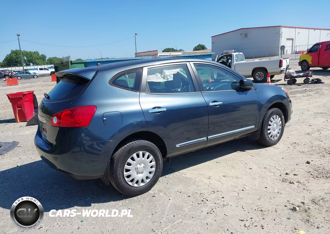 2013 Nissan Rogue S VIN:JN8AS5MT8DW531812 - 4