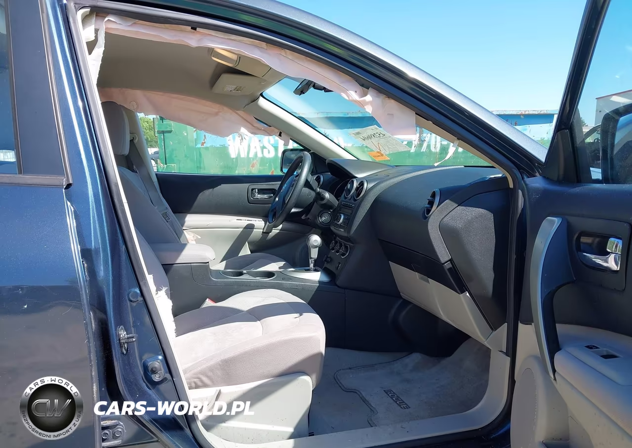 2013 Nissan Rogue S VIN:JN8AS5MT8DW531812 - 5