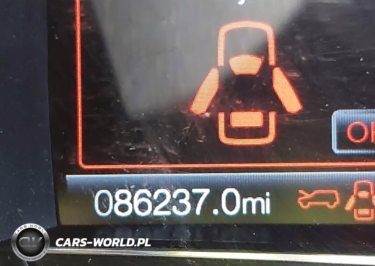 2018 Ford Explorer Xlt VIN:1FM5K8DH6JGA22913 - 16