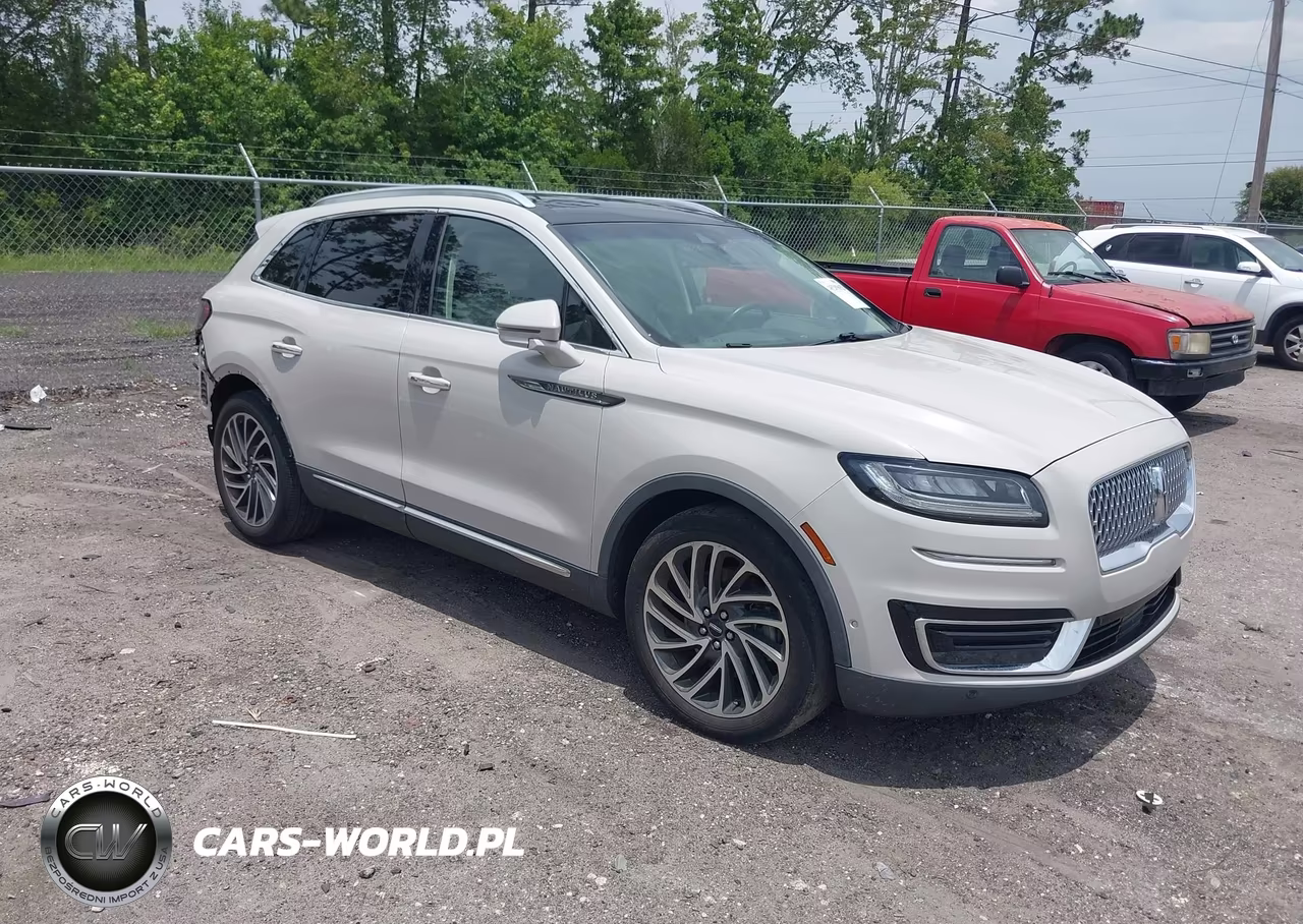 2019 Lincoln Nautilus Reserve
