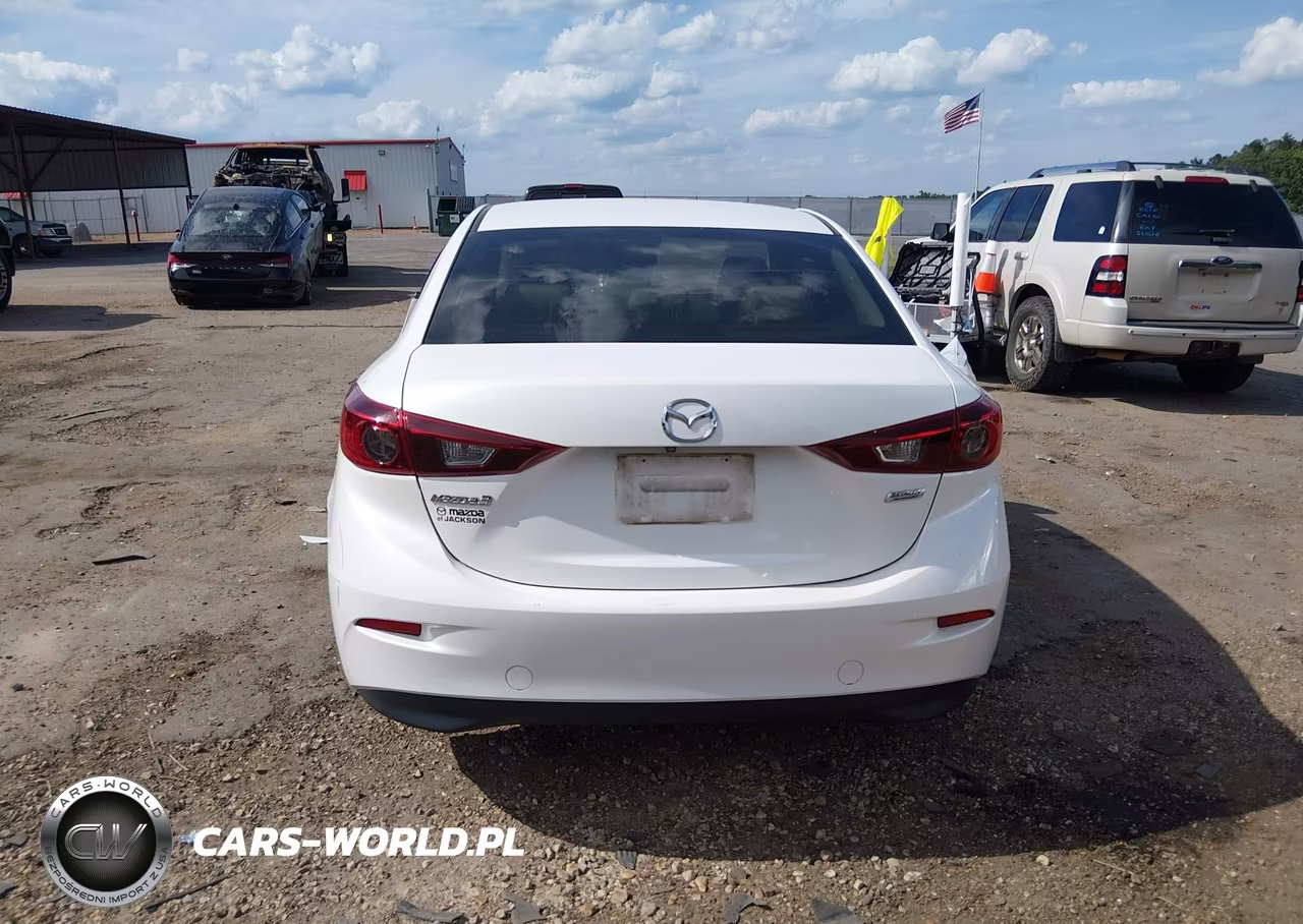 2018 Mazda Mazda3 Sport VIN:3MZBN1U72JM219674 - 16