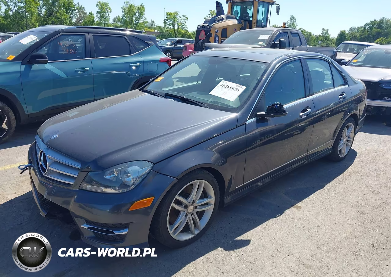 2013 Mercedes-Benz C 300 Sport 4Matic VIN:WDDGF8AB4DR288561 - 2