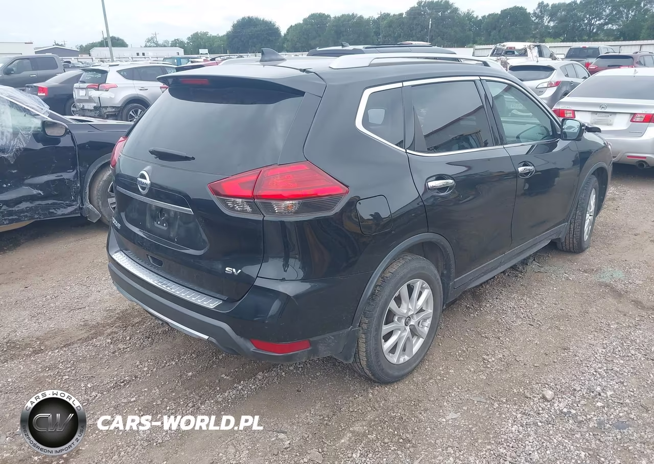 2017 Nissan Rogue Sv VIN:5N1AT2MT2HC787552 - 4