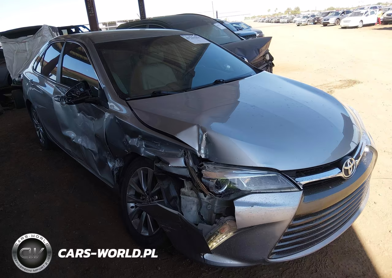 2015 Toyota Camry Xle – zdjęcie 1 z 15