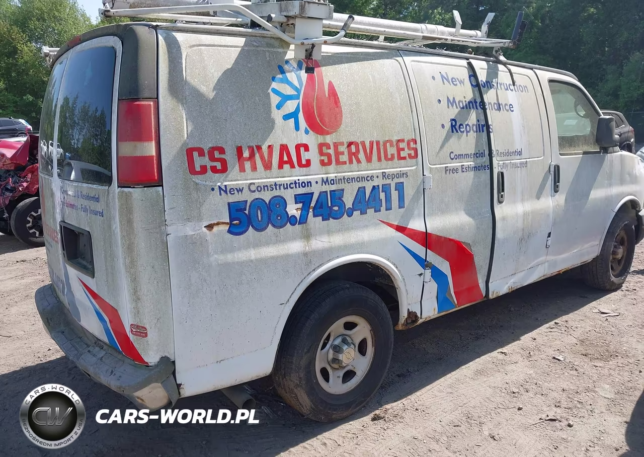 2007 Chevrolet Express Work Van VIN:1GCFG15X371108358 - 4