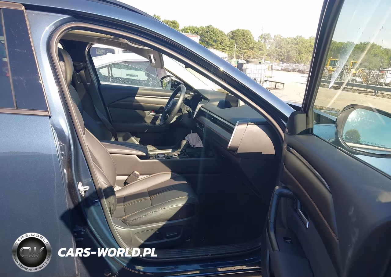 2025 Mazda Cx-50 Hybrid Premium Package VIN:7MMVAADW1SN121357 - 5