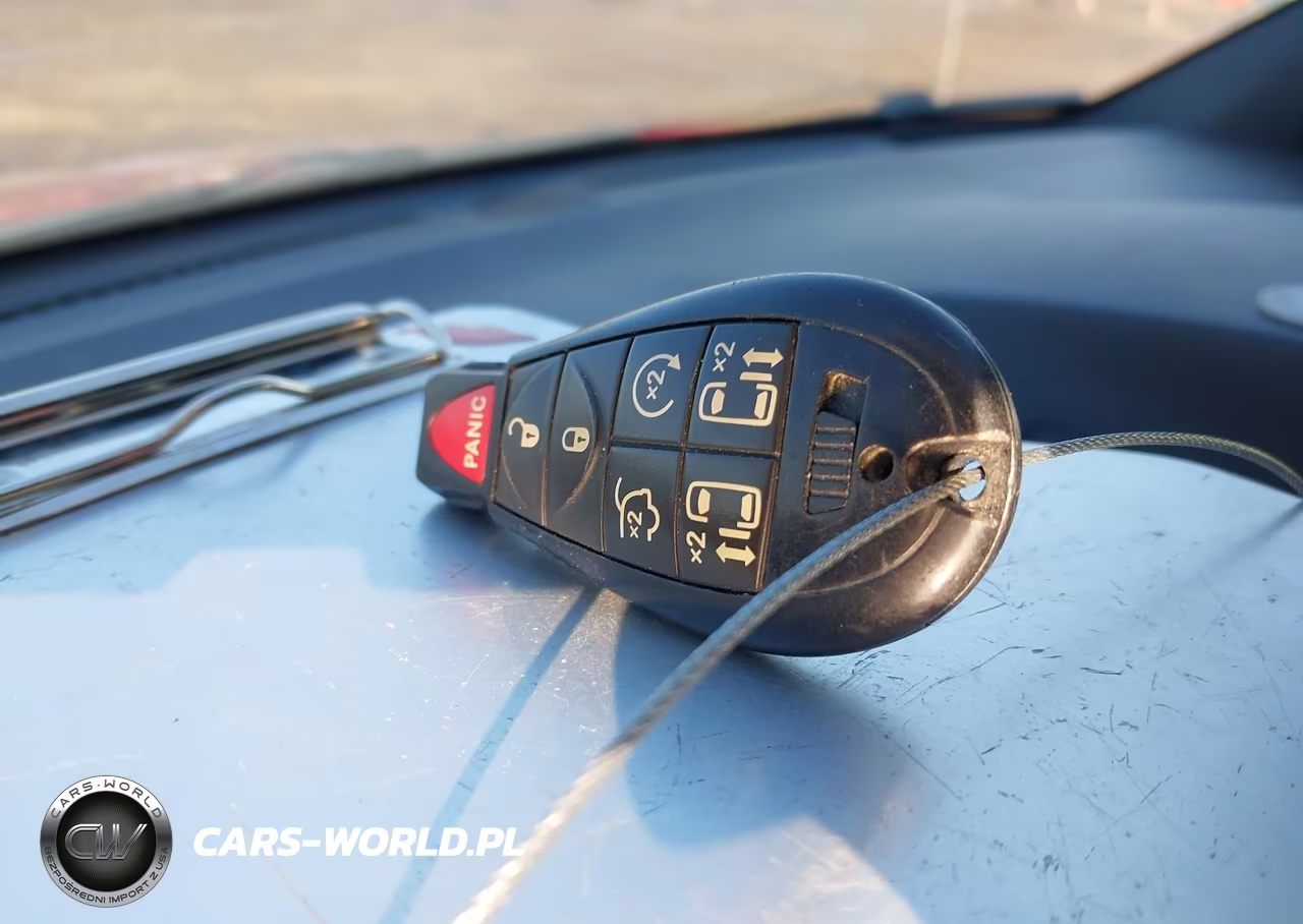 2013 Dodge Grand Caravan R-T VIN:2C4RDGEG6DR643586 - 11