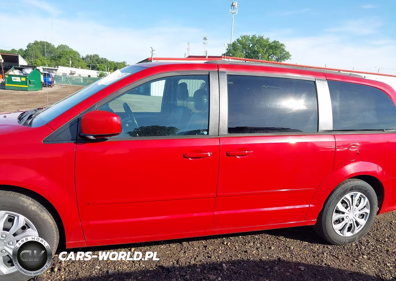 2013 Dodge Grand Caravan R-T VIN:2C4RDGEG6DR643586 - 14