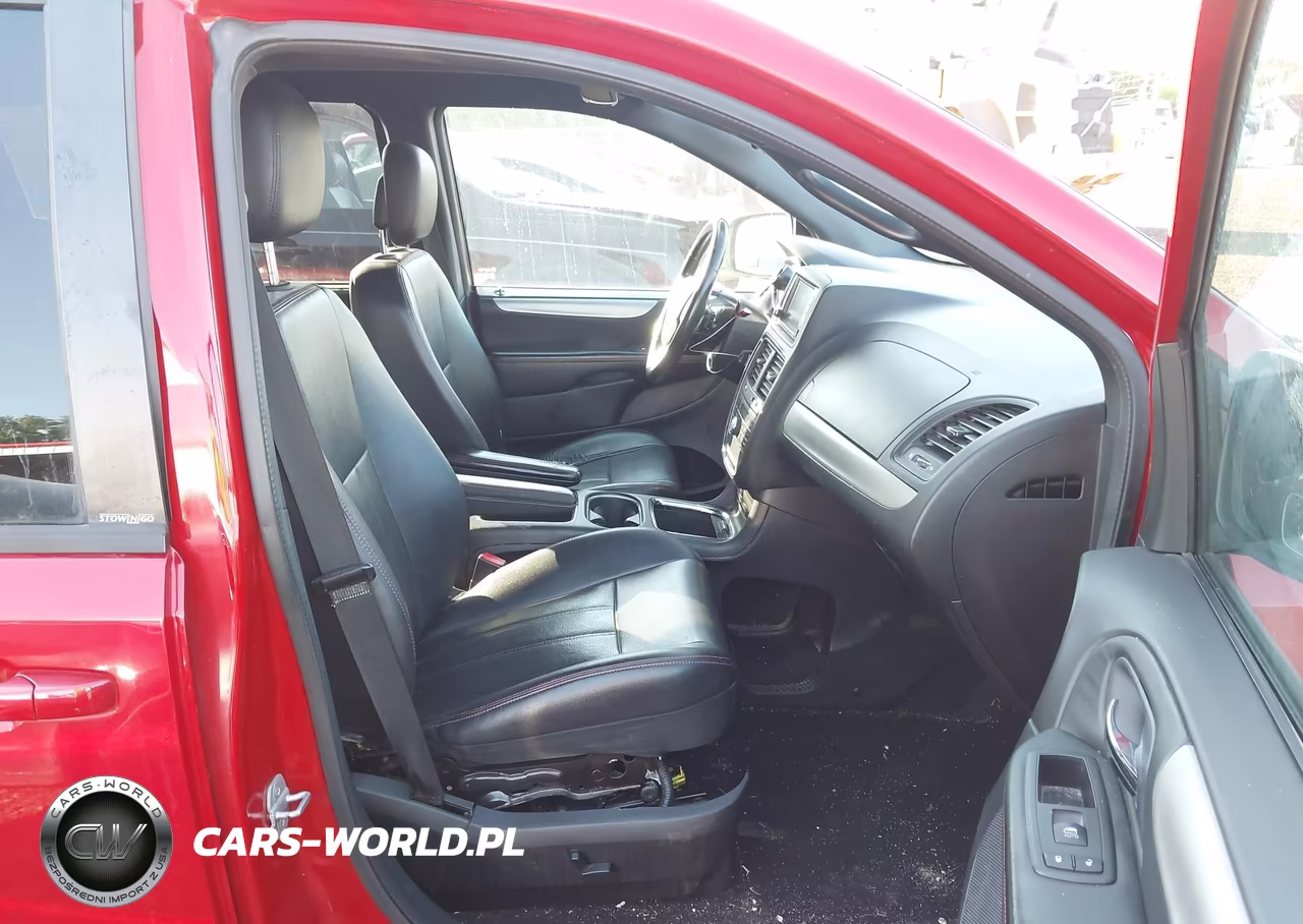 2013 Dodge Grand Caravan R-T VIN:2C4RDGEG6DR643586 - 5