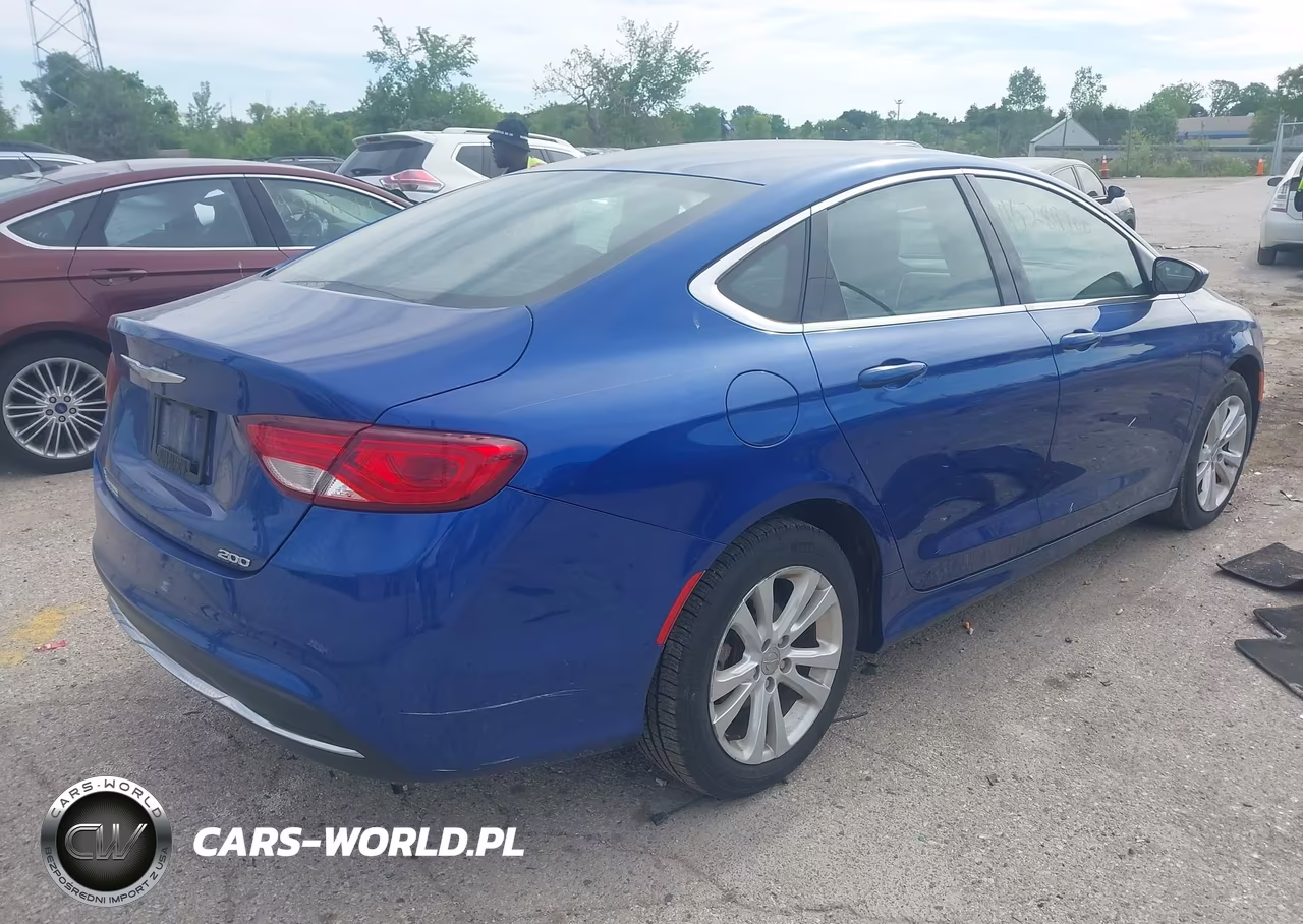 2016 Chrysler 200 Limited VIN:1C3CCCAB5GN166442 - 4