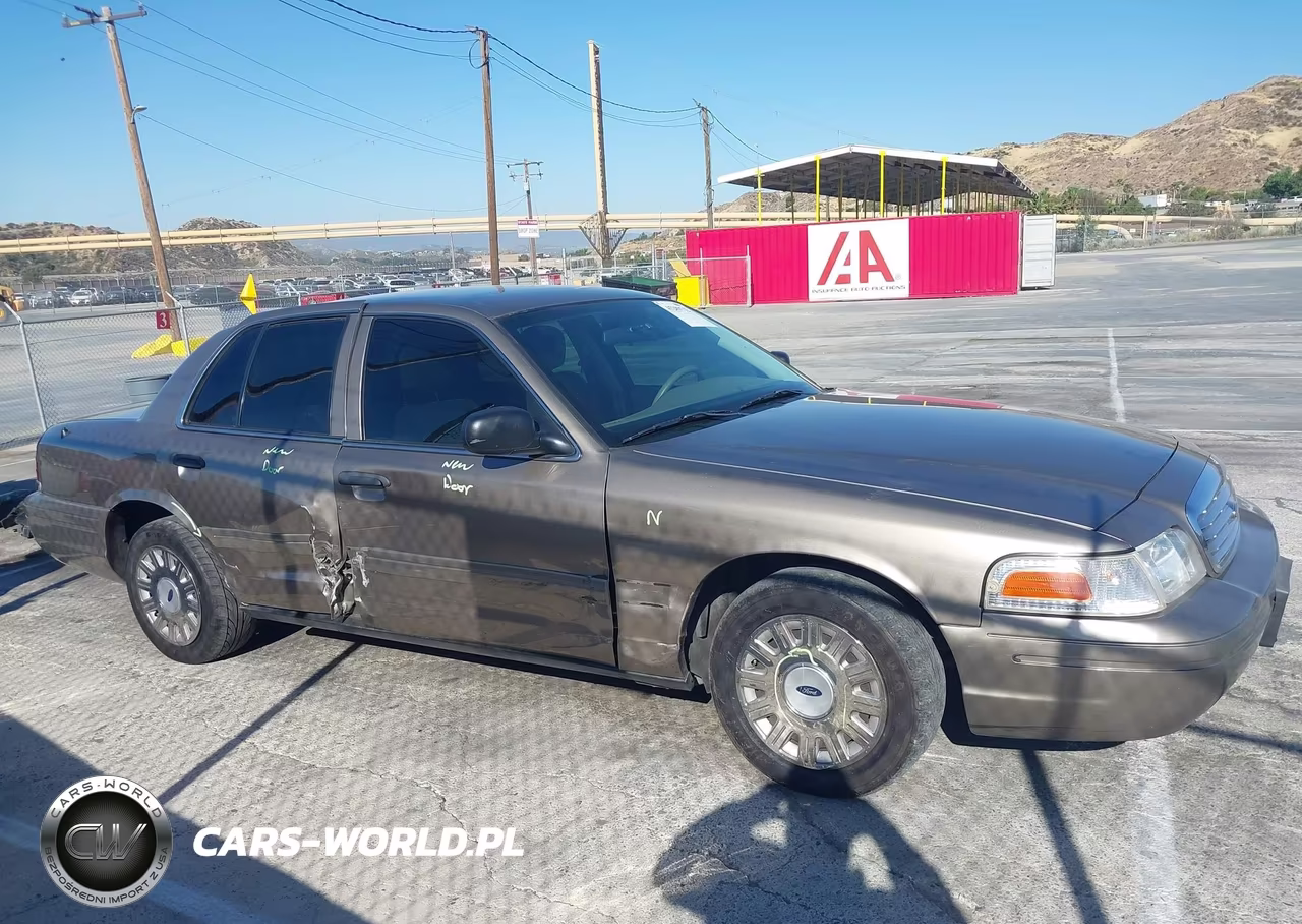 2005 Ford Crown Victoria Standard VIN:2FAFP73WX5X130557 - 13