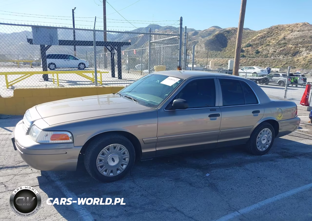 2005 Ford Crown Victoria Standard VIN:2FAFP73WX5X130557 - 14