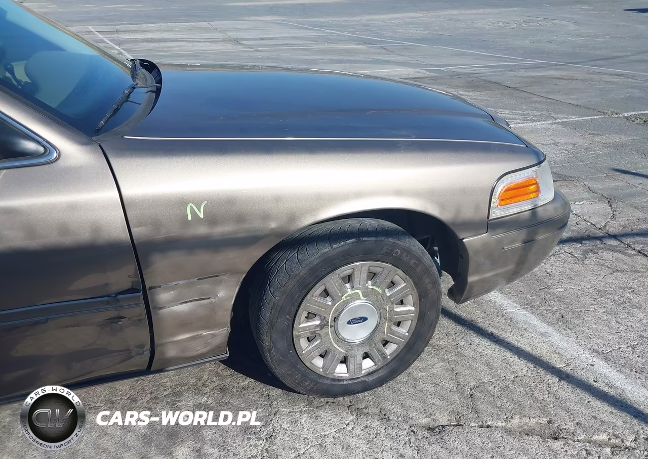 2005 Ford Crown Victoria Standard VIN:2FAFP73WX5X130557 - 20
