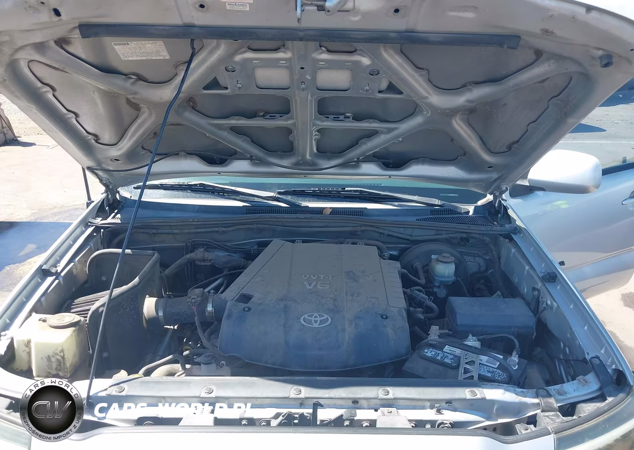 2011 Toyota Tacoma Prerunner V6 VIN:3TMKU4HN1BM028300 - 10