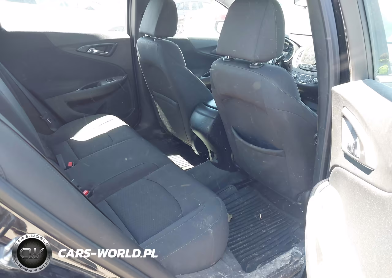 2019 Chevrolet Malibu Rs VIN:1G1ZG5ST1KF185501 - 8