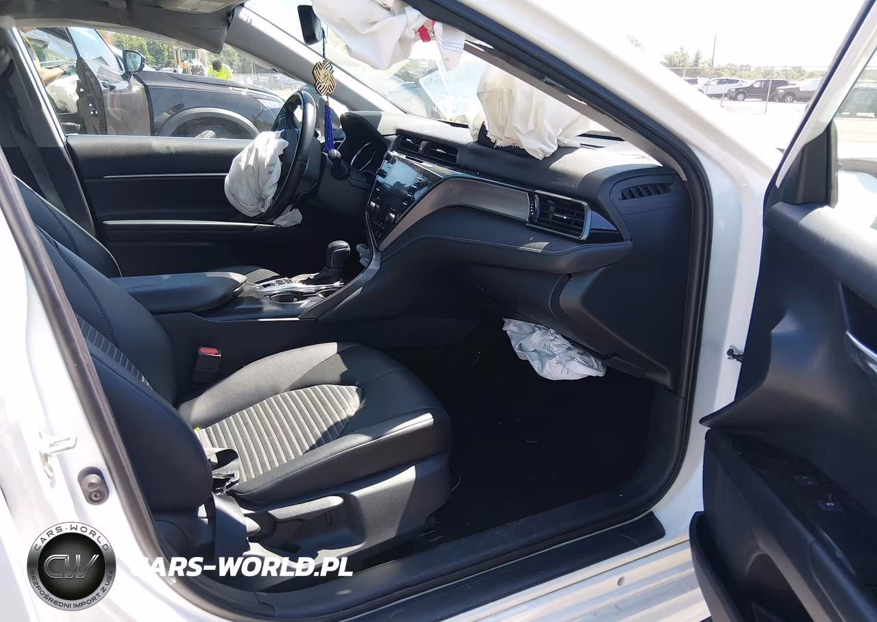 2020 Toyota Camry Hybrid Se VIN:4T1J31AK2LU521439 - 5